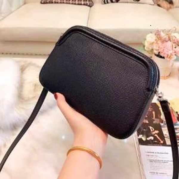 

autumn and winter fashion trend package exquisite workmanship 19 latest bag female black shoulder bag
