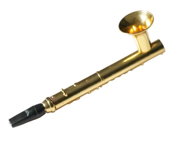 Kreatives Horn-Musikinstrument, das Metallpfeifenrauchen modelliert und goldene Pfeifenrauchmöbel mit geradem Pol festklemmt, auf Lager