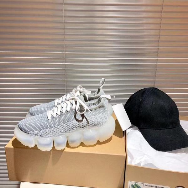 

new paris 17fw foam rubber sole sneakers luxury mens women casual shoes triple s clear sole white green black red rainbow casual canvas shoe