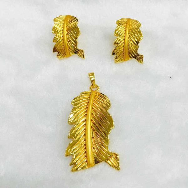 

yulaili 2019 new dubai gold jewelry sets for women leaf shape pendant necklace earrings bachelor party elegant gift, Silver