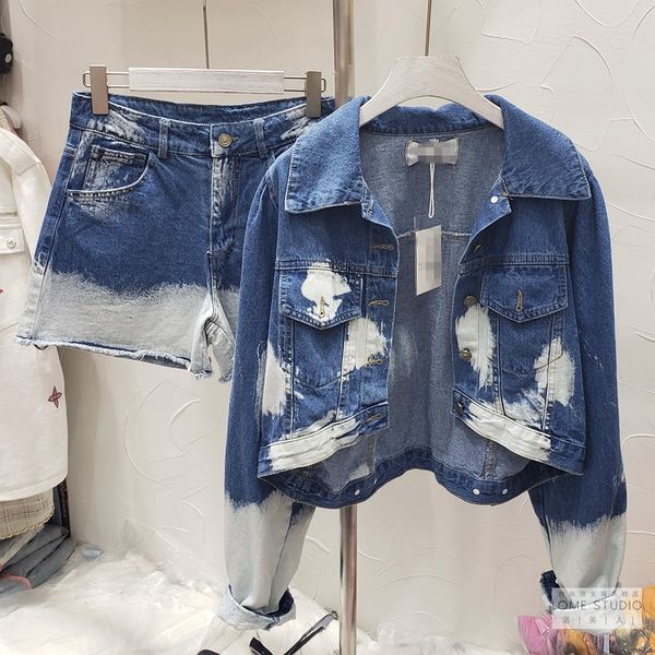 

european station denim sets women twopiece set tie-dye denim jacket + shorts new fashion casual all-match suit female, White