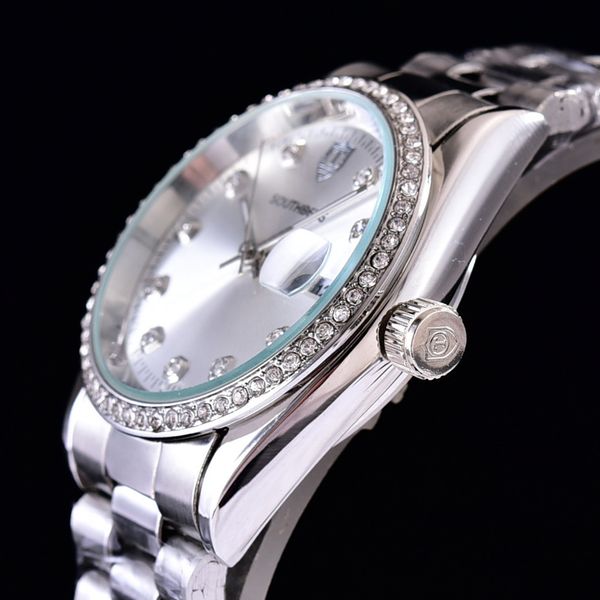 

2020 Горячие женщины из нержавеющей стали полосы Кварцевый Батарея Часы Часы наруч