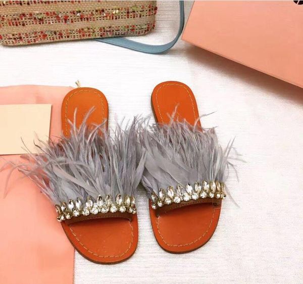 Venda Quente-Cinza Cinza Mulher Mulher Chinelos Flats Genuíno Sandálias De Couro Sandálias Doce Designer Feminino Chinelos Gladiadores