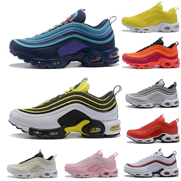 

2019 Designer Triple White Black Blue Pink Running Shoes OG Metallic Silver Grey Bullet Mens Trainers Women Sports Jogging Shoes Sneakers