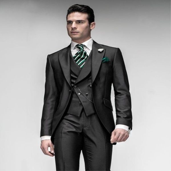 

new arrival men suits fashion prom tuxedos blazer fit dinner jacket grooms for wedding 3pieces (blazer+pants+vest+tie, White;black