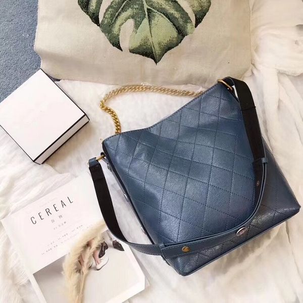 

new european style classic ladies shoulder bag handbag bucket shoulder itbag pure noble soft 31cm making
