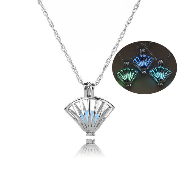

Noctilucent Pearl Necklace Hollow Out Shell Luminescence Pendeloque Cut