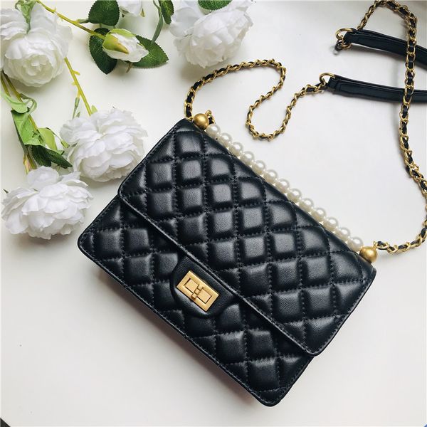 

2019 small real pearl package diamond lattice chain small square package sheepskin single shoulder satchel horizontal version genuine