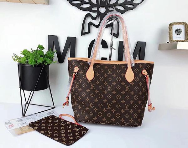 

2019 brand fa hion luxury de igner handbag de igner handbag women bag famou me enger bag pu leather pillow female bag