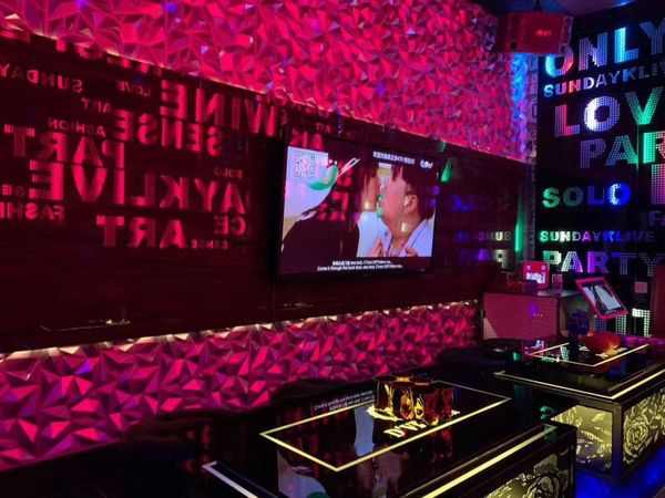 

spa fire-resistant covering panel 50*50cm decorativo eco-friendly no bad smell school mall supermark 3d pvc wall panel