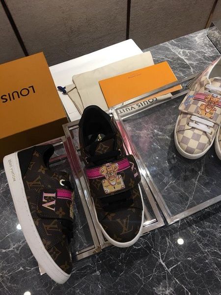 

vc1 new limited edition french series high -end women 's casual shoes ,fashion women 's boots ,high -quality sports shoes ,free, Black