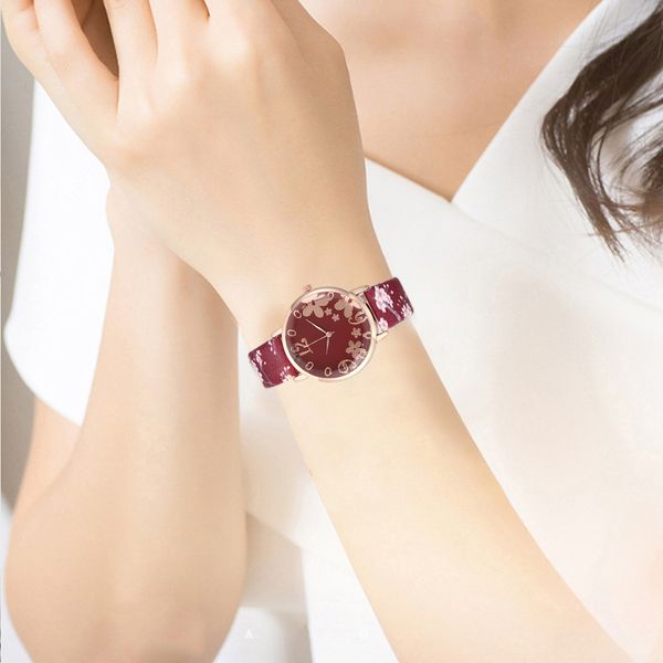 

women watches fashion casual bracelet watch women fashion embossed flowers small fresh printed belt clock female, Slivery;brown
