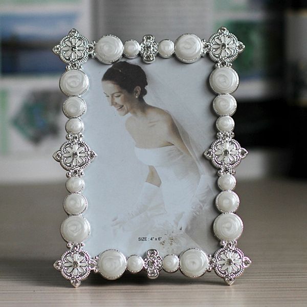 

european rectangle shaped shiny silver plating with white beaded and jeweled 4x6 inches metal p frame