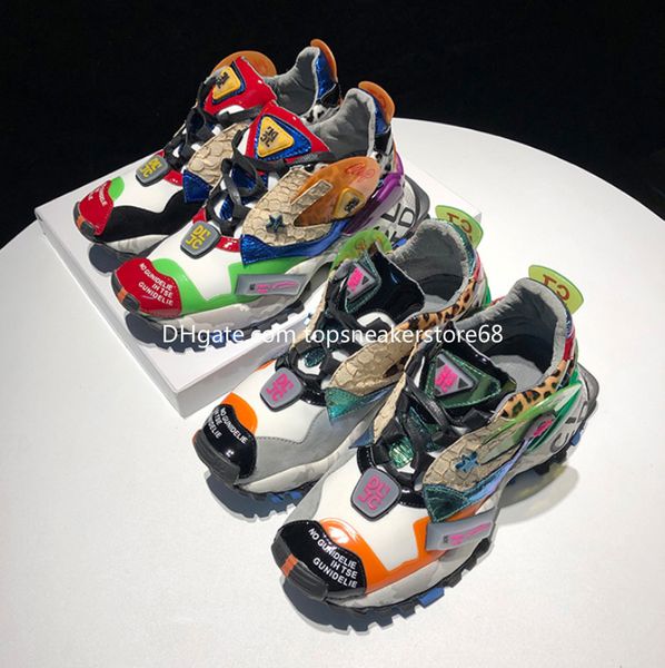 

2019 new european tation leather ca ual hoe female ummer ingle hoe catwalk how ladie graffiti contra t color ca ual hoe new