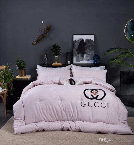 2019 Bee Embroidery Comforter Autumn And Winter Fashion