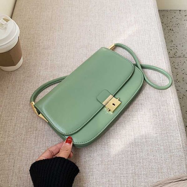 

new original design fashion retro armpit bag & elegant unique macaron shoulder bag width 24cm height 15cm thickness 2cm