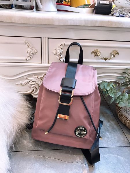 

2020 новый модный бренд рюкзаки для женщин натуральная кожа пвх рюкзаки тотализаторы печатные рюкзаки стиль сумки на ремне женщины