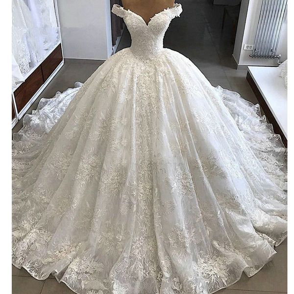 

vestido de noiva gorgeous wedding dresses 2019 puffy cap sleeve ball gown arabic lace church train bridal wedding gown vintage, White