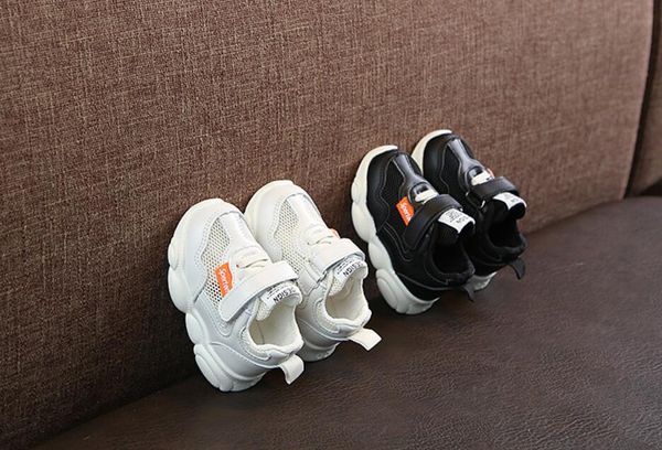 

2019 new web celebrity baby bear shoes new summer girls single net hollow baby shoes boys soft soles toddler shoes, Black;red
