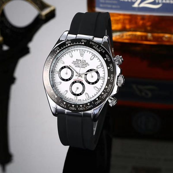 

new men's fashion luxury watch rubber bracelet men's watch military sports casual quartz watch men's brand watches, Slivery;brown