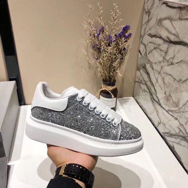 

2019 fashion designer paris 17fw triple s sneakers for men women casual dad shoes tennis luxury increasing shoes, Black