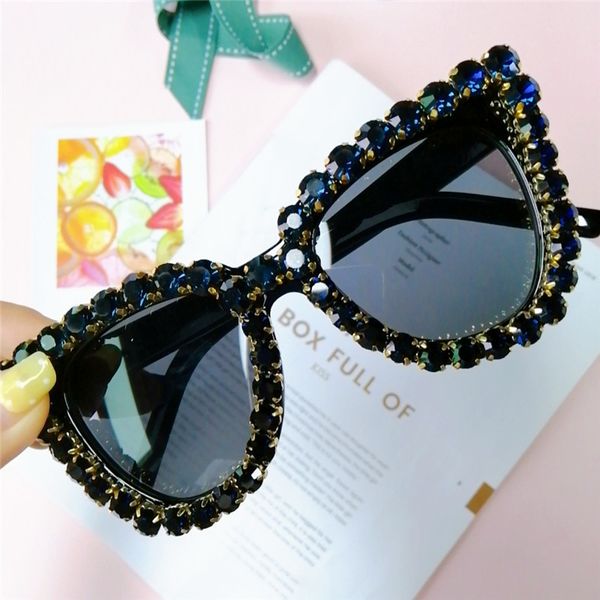 

wholesale- punk wind new european and american fashion cat eyes oversized rhinestone sunglasses personality trend retro sunglasses, White;black