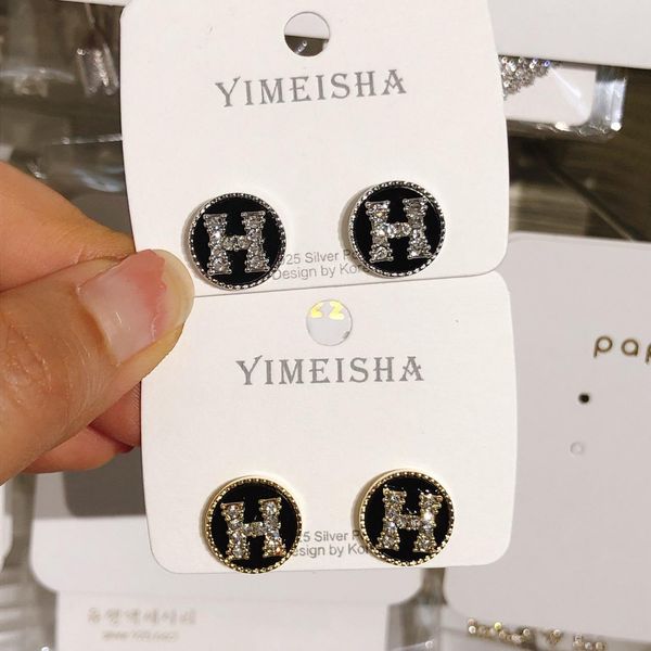 

925 silver needle japan and south korea black round h letter earrings temperament elegant wild rotation full diamond fashion earrings