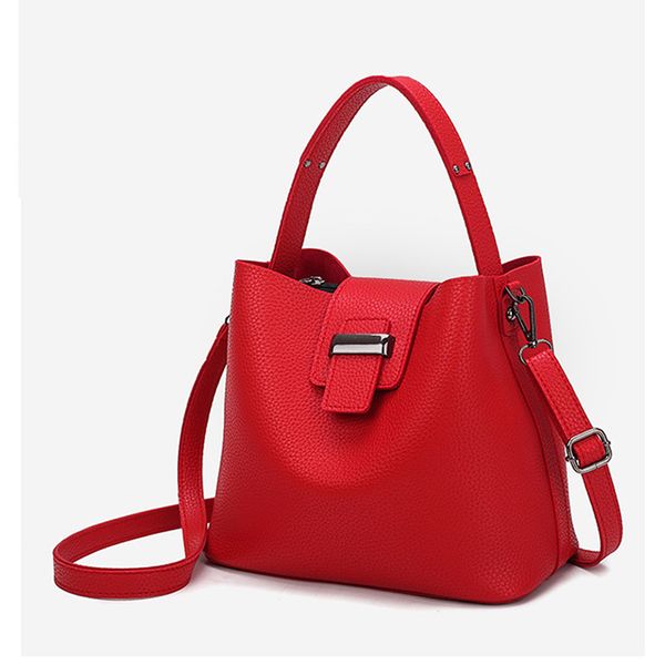 

spring new women's bags classic fashion shoulder bags simple portable messenger bag ladies handbag black