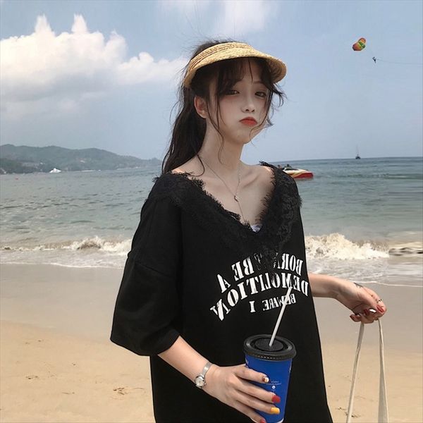 

2020 students short-sleeved t-shirt letter loose versatile stitching lace v-neck base shirt women's fashion, White
