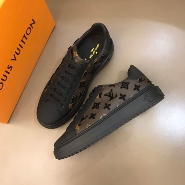 

2020 new at men's casual sneakers men's fashion sneakers leather casual shoes luxury design platform shoes