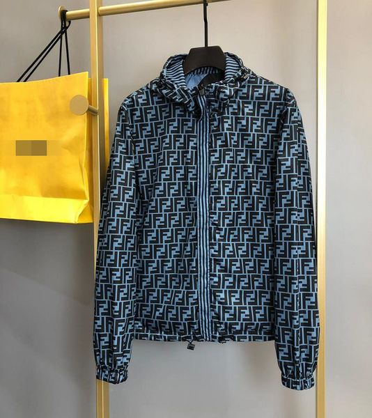 

Роскошный дизайнер мужчины повседневная весна осень легкая куртка 2020 новое поступление с капюшоном логотип молния вверх куртки и пиджаки ff fendi