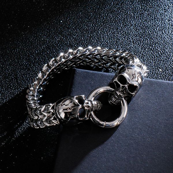 

kb75320-bd 316l stainless steel skeleton skull end figaro chain bracelet silver for men 9'', Black
