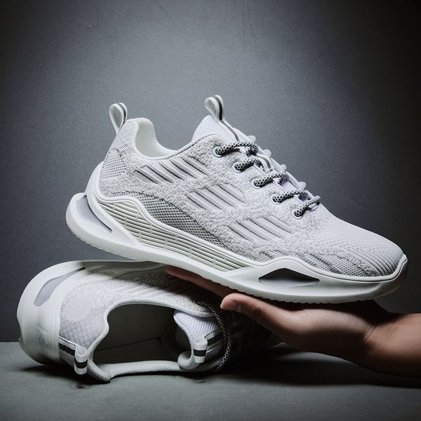 

2020 new react bauhaus designer sneaker men women black running shoes rainbow white sport shoes trainer shoes d8005