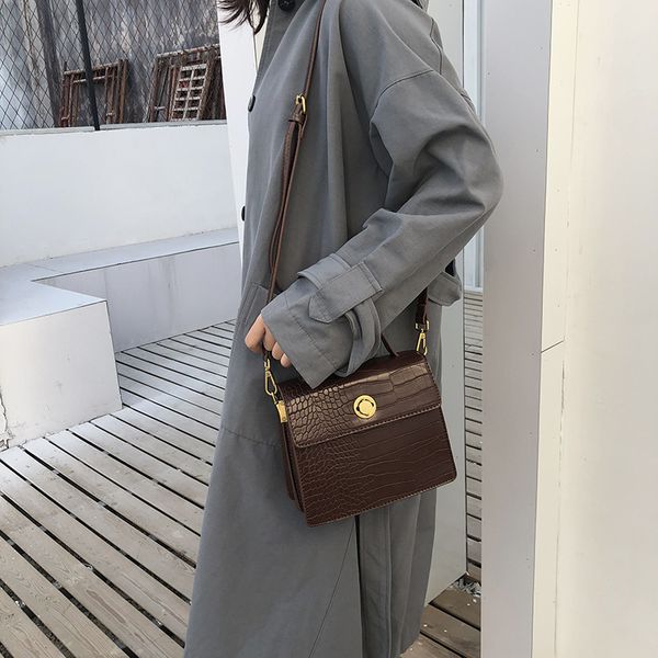 

женская сумка 2020 весна и лето новый аллигатор печати сумочка gang feng chic плечо / crossbody сумка квадратный слинг