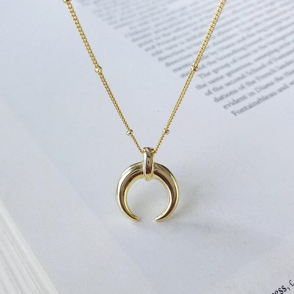 

new arrivals 100% 925 sterling silver simple moon pendant necklaces for women european style crescent statement necklace v191202, Golden