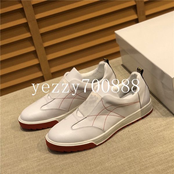 

spring and summer 2020 new high-quality luxury men's board shoes, outdoor casual shoes sports shoes, fashion casual wild fdzhlzj h256, Black;red