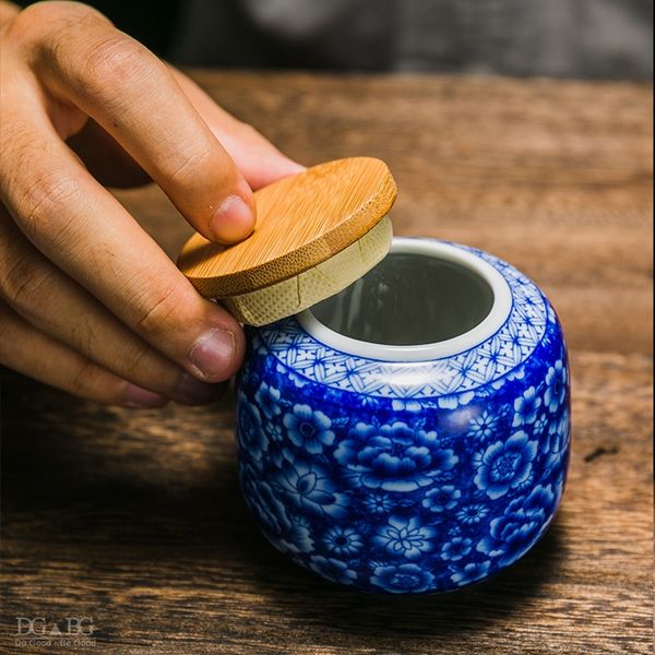 

ashes urn in pet caskets urns cremate funerary ashes colored enamel ceramic blue and white flower ceramic memorial bamboo plug other pet su