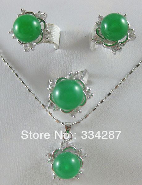 

fashion green jade earrings ring & pendant set, Black