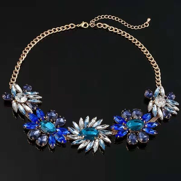

iced out blue flowers pendant necklaces for women luxury designer bling diamond choker necklaces bridal wedding engagement dinner jewelry, Silver