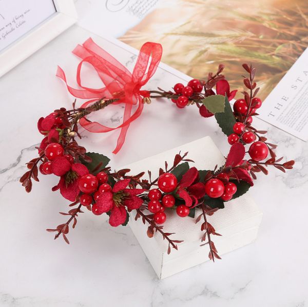 

chirstmas children garlands bohemia style girls simulation red berries wreath bridal wedding garlands kids princess hairbands c5700, Slivery;white