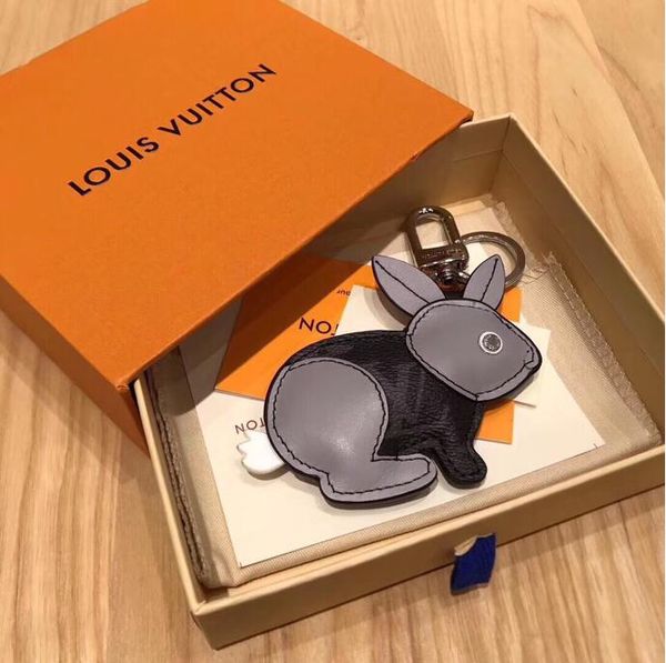 

wholesale luxury key chain fashion key chain handmade auto leather key chain bag charm pendant accessories gift box, Silver