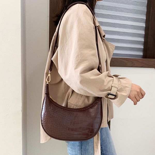 

sunny beach women bag crocodile messenger vintage shoulder bag female handbag crossbody girl bolsas pu leather moon