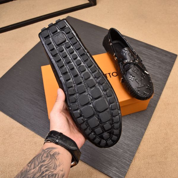 

Suede men loafer luxury brand italian de igner men ca ual hoe genuine leather lip on boat hoe for men mocca in, Black
