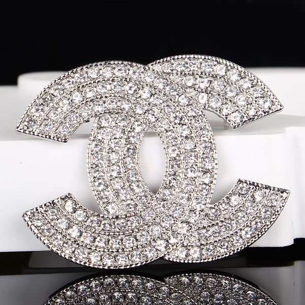 

dhl new luxury брошки charm конструкторы для женщин брошь мода алмазная любовь броши булавки ювелирные изделия на заказ, Gray