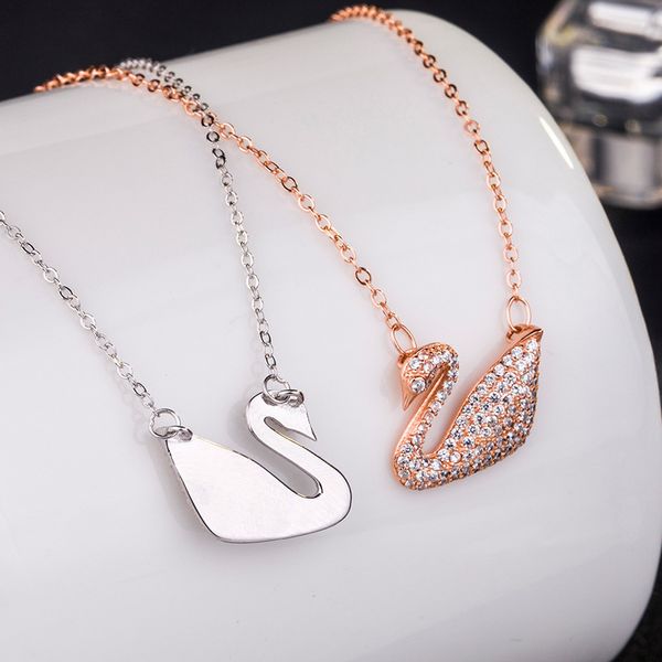 

like the feeling of shining s925 pure silver inlaid diamond white shell butterfly necklace temperament mix natural white fritillary clavicle, White;black