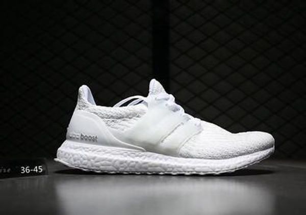 

2019 ultraboost 3.0 4.0 мужские и женские кроссовки primeknit тройные черно белые oreo серо синие спортивные кроссовки бесплатная доставка