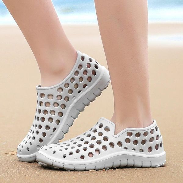 

sagace sandals men beach hole slippers women men casual outdoor comfort flat bottom sandals slipper shoes couple plus size, Black