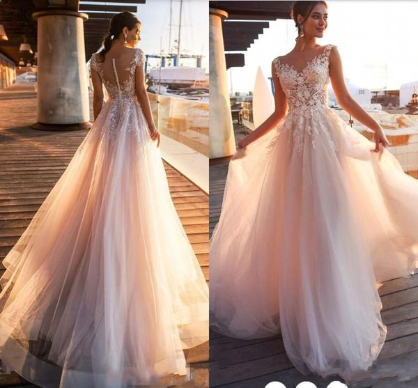 

2019 New Country Lace Appliques A Line Wedding Dresses Sheer Scoop Neck Tulle Covered Button Tulle Beach Long Bridal Wedding Gowns