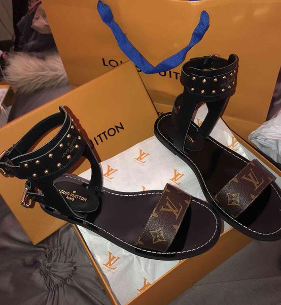 

2019 women andal de igner hoe luxury lide ummer fa hion wide flat lippery andal lipper flip flop ize 35 42 with box