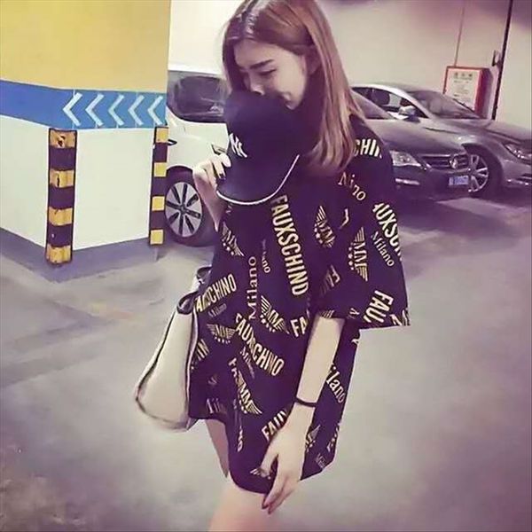 

medium-length short-sleeved t-shirt 2020 loose gilded ins fashionable medium-length short-sleeved t-shirt women's 2020 loose gilded ins, White